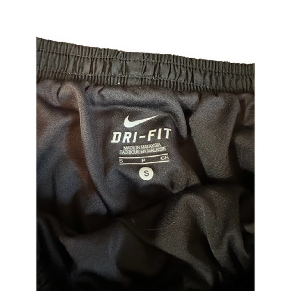 Nike Shorts Pink Dri-fit Runner Running Run Lightweight Sz: Small - Picture 3 of 3